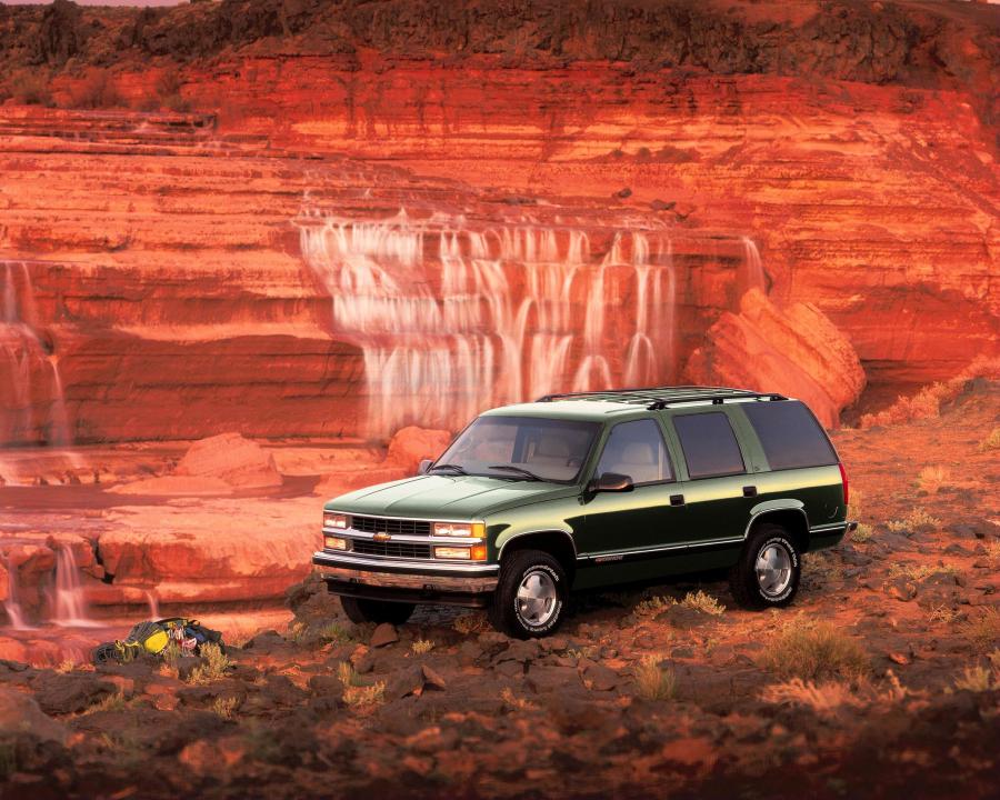  Chevrolet Tahoe 1996 года  (фото 6 из 11)